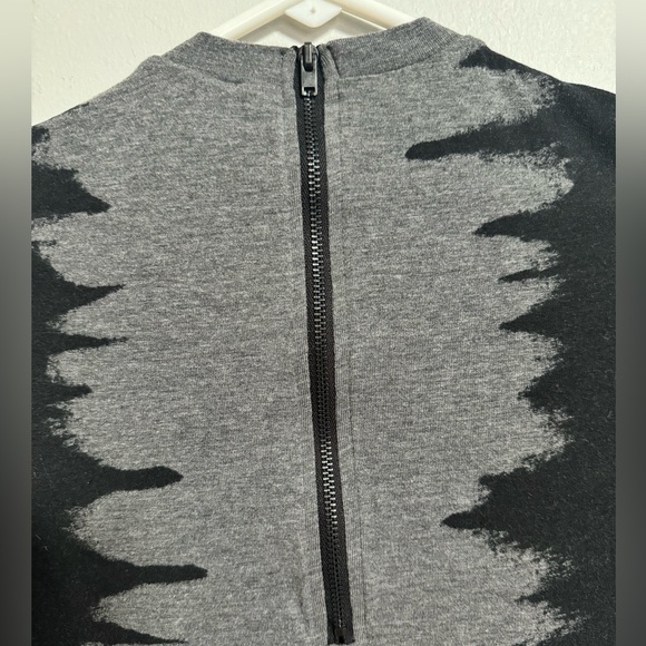 H&M Divided fitted dress size XXS - Picture 2 of 4